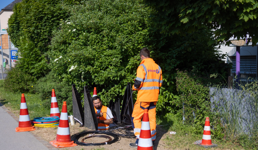 Bauarbeiten für die Installation von Glasfaser