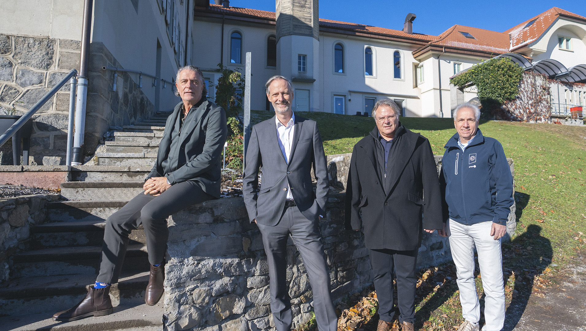 groupe de personnes qui oeuvrent ensemble pour accélérer la transition énergétique